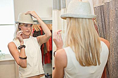 背包管理对战新游《咔砰！玩具乱斗屋》现已推出免费试玩